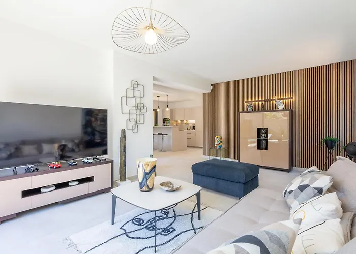 Akemi By Interhome *