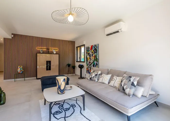 Akemi By Interhome *